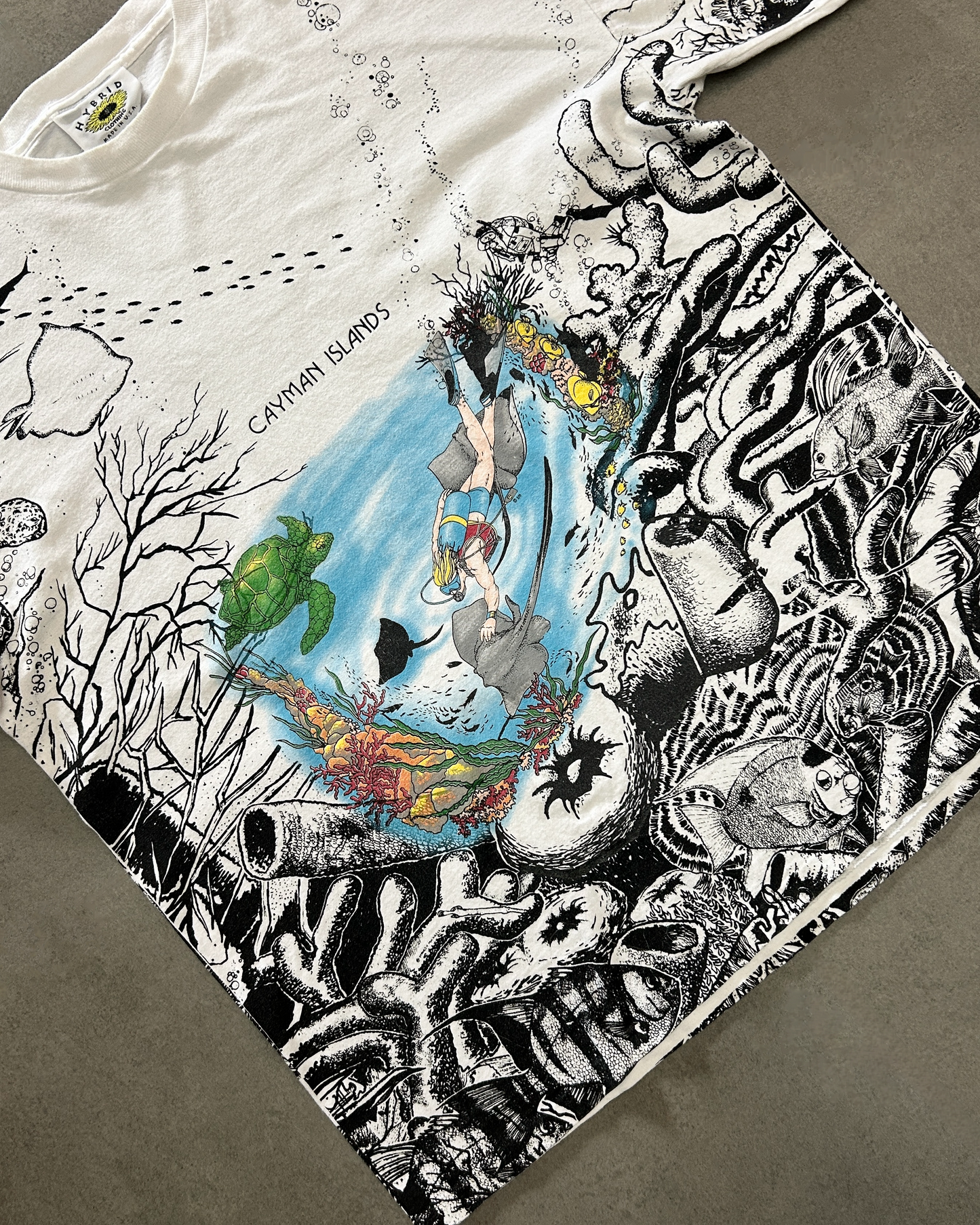 Vintage 90s Single Stitch Cayman Island T-Shirt